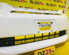 Бампер Toyota