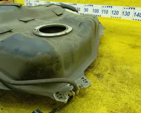 Топливный бак Toyota