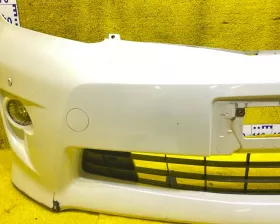 Бампер TOYOTA