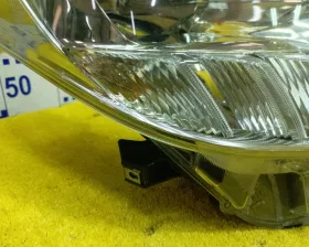 Фара TOYOTA
