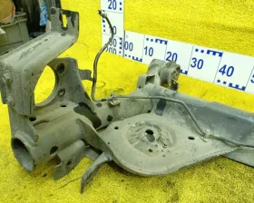 Задняя балка NISSAN