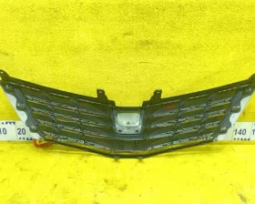 Решетка радиатора TOYOTA