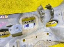 Балка под двс HONDA VEZEL 2015 50200T7D023 RU4/RU2 LEB, передняя