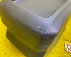 Бардачок между сиденьями Toyota
