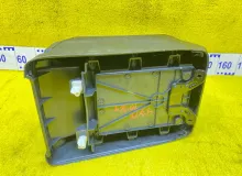 Бардачок между сиденьями TOYOTA VELLFIRE/ALPHARD 2008/Цвет 070 5881058140B0 GGH20W/GGH20/GGH25W/GGH25/ANH20W/ANH20/ANH25W/ANH25/ATH20W/ATH20 2GRFE, передний