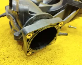 Коллектор впускной Toyota