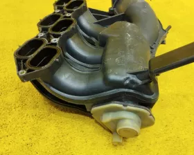 Коллектор впускной Toyota