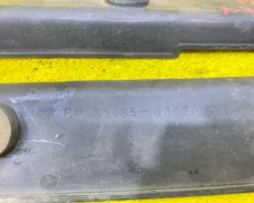 Накладка на бампер TOYOTA