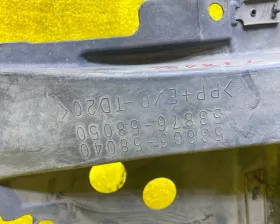 Подкрылок TOYOTA