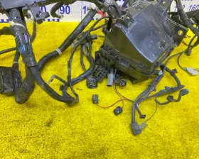 Коса под капот Mazda