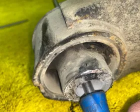 Задняя балка Mazda