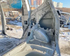 Крыло заднее TOYOTA