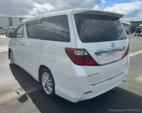 Подголовник Toyota