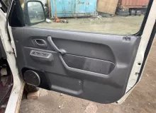 Дверь боковая SUZUKI JIMNY WIDE 1997/Цвет Z2A 6800181A11 JB33W G13B, передняя правая