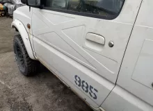 Дверь боковая SUZUKI JIMNY WIDE 1997/Цвет Z2A 6800281A11 JB33W G13B, передняя левая