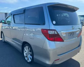 Подголовник Toyota