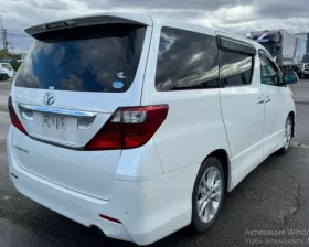 Подголовник Toyota