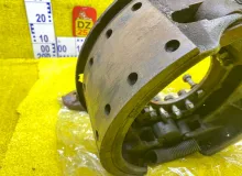 Тормозные колодки КАМАЗ 4308/43253/43253С4 2010 53229350109051 4308/43253/43253С4 4ISBE185/CUMMINS4ISBE185, заднее левое