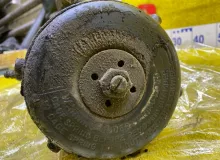 Тормозной ресивер FORD F800 1995/Цвет BW F80/F80330/1FDPF80C4SVA26396 6BTA/CUMMINS 6BTA5.9, задний правый