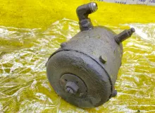 Тормозной ресивер FORD F800 1995/Цвет BW F80/F80330/1FDPF80C4SVA26396 6BTA/CUMMINS 6BTA5.9, задний левый Тормозной ресивер FORD F800 1995/Цвет BW F80/F80330/1FDPF80C4SVA26396 6BTA/CUMMINS 6BTA5.9, задний левый