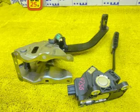 Педаль подачи топлива Honda