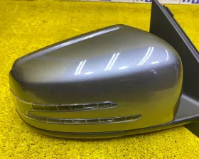 Уши Mercedes-Benz