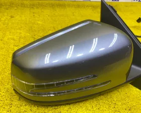 Уши Mercedes-Benz