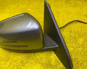 Уши Mercedes-Benz