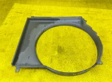 Диффузор радиатора SUZUKI JIMNY/JIMNY SIERRA/SAMURAI 1993/Цвет 1FG 1776180C00 JB31W/SJ413Q/SJ413V G13B, передний