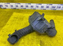 Корпус воздушного фильтра SUZUKI JIMNY/JIMNY SIERRA/SAMURAI 1993/Цвет 1FG 1370080C01 JB31W/SJ413Q/SJ413V G13B, передний