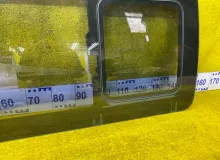 Стекло двери HYUNDAI GRAND STAREX/H1 2009/Цвет NCA 878204H010 TQ D4CB, заднее правое