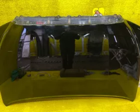 Капот Toyota