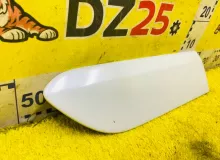 Накладка на дверь TOYOTA RAV4 2001/Цвет 064 7574142070A0 ACA21W/ACA21/ACA22/ACA23/ACA26/ACA28/ZCA26/ZCA26W 1ZZFE, задняя правая