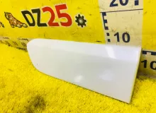 Накладка на дверь TOYOTA RAV4 2001/Цвет 064 7574142070A0 ACA21W/ACA21/ACA22/ACA23/ACA26/ACA28/ZCA26/ZCA26W 1ZZFE, задняя правая