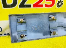 Накладка на дверь TOYOTA RAV4 2001/Цвет 064 7574142070A0 ACA21W/ACA21/ACA22/ACA23/ACA26/ACA28/ZCA26/ZCA26W 1ZZFE, задняя правая