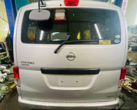 Задняя балка NISSAN