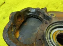 Ступица TOYOTA LAND CRUISER 1999 4320260020 HDJ101/HDJ101K/HDJ100L/UZJ100L/HDJ100/UZJ100W/UZJ100/FZJ100/FZJ105/HZJ105/HZJ105L 1HDFTE, передняя левая