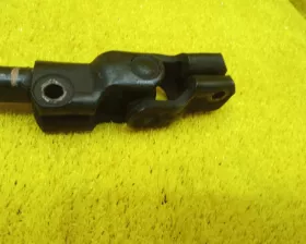 Рулевой карданчик Nissan