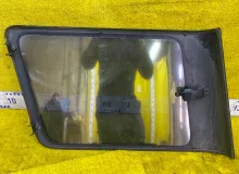 Стекло собачника TOYOTA LAND CRUISER PRADO 1990-1999 6271060111 KZJ78G/KZJ78W/KZJ78 1KZTE, заднее правое