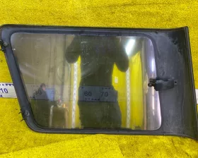 Стекло собачника TOYOTA