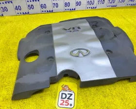 Пластиковая крышка на двс INFINITI