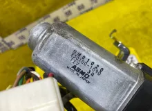 Доводчик двери пятой SUBARU FORESTER 2013/Цвет 61K 63320SG000 SJG/SJ5/SJ9/SJD FA20F/FA20E/FA20ESZHZA, задний
