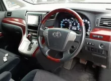 Доводчик двери пятой TOYOTA ALPHARD/VELLFIRE 2009/Цвет 070 8500759025 GGH25/GGH20W/GGH20/ANH20W/ANH20/ANH25W/ANH25/ATH20W/ATH20 2GRFE, задний