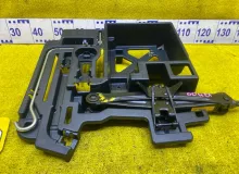 Поддомкратник/ домкрат LEXUS CT200H 2011/Цвет 212 6477776010 ZWA10 2ZRFXE, задний