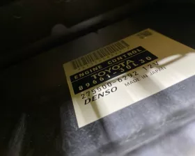 Блок управления двс Toyota