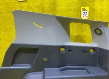Обшивка багажника TOYOTA FJ CRUISER 2011/Цвет 2KC 6473035121B0 GSJ15W/GSJ10W 1GRFE, задняя правая