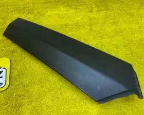 Молдинг лобового стекла Toyota