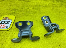 Петля дверная TOYOTA FJ CRUISER 2011/Цвет 2KC GSJ15W/GSJ10W 1GRFE, передняя левая Петля дверная TOYOTA FJ CRUISER 2011/Цвет 2KC GSJ15W/GSJ10W 1GRFE, передняя левая