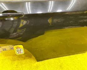 Дверь боковая BMW