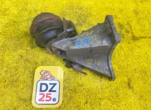 Подушка двигателя SUZUKI ESCUDO/GRAND VITARA 2008/Цвет ZJ3 1161078K00 TDA4W J24B, передняя левая